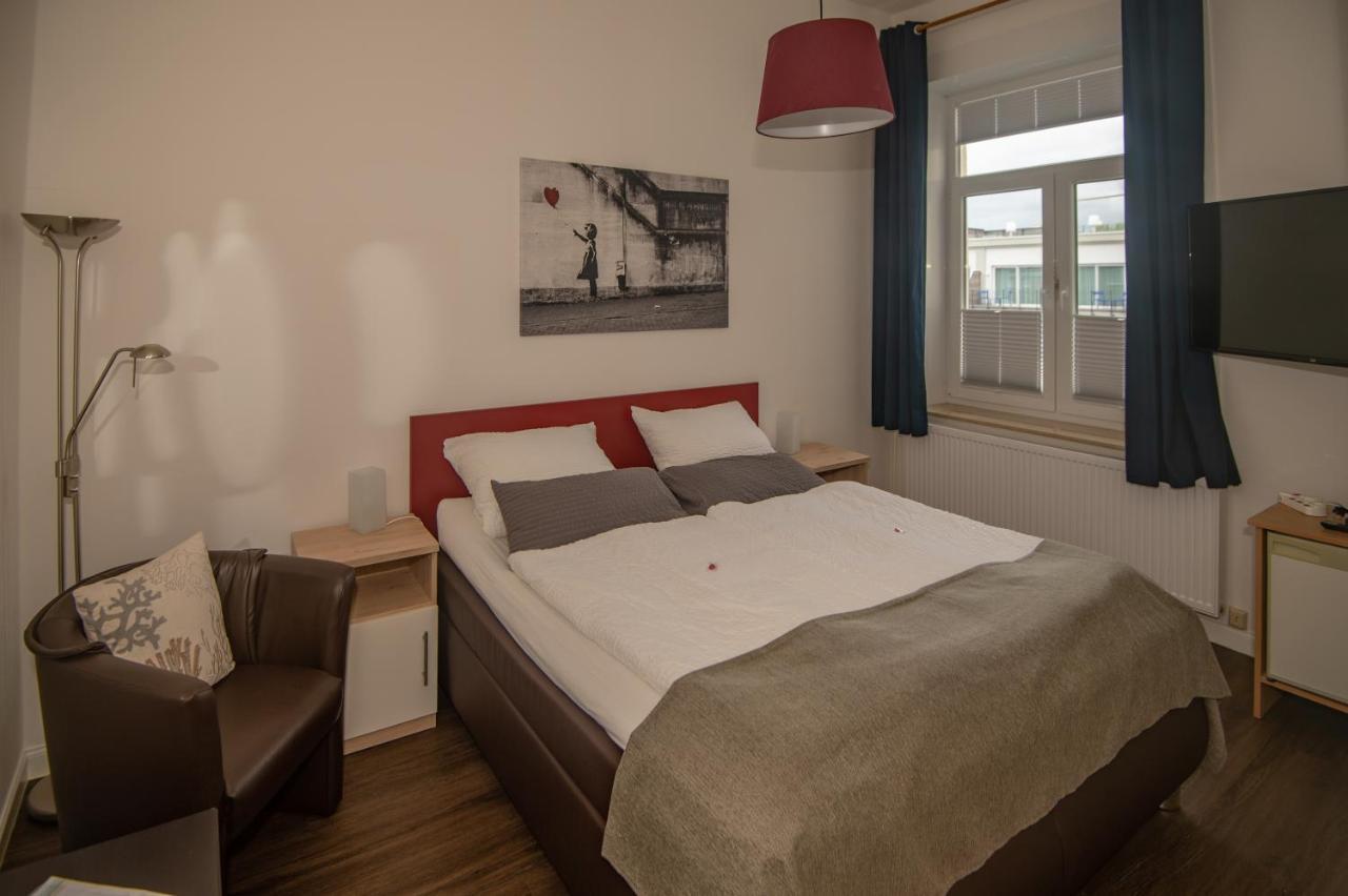 Double Room,1051109710:JPEG